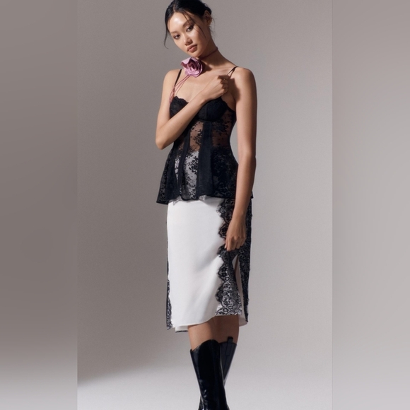 Maeve Dresses & Skirts - NEW Anthropologie Maeve 6 Slim Side-Slit Skirt Midi Black White Satin Lace Boho